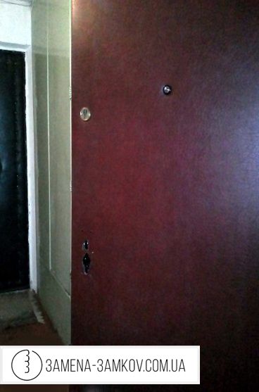Реставрация входных дверей. Реставрация входных дверей.